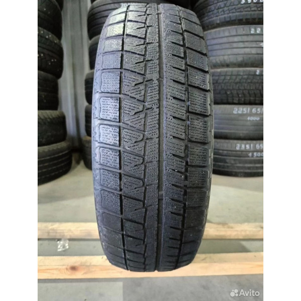 Bridgestone Blizzak Revo GZ