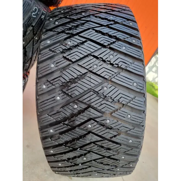 Goodyear UltraGrip Ice Arctic SUV