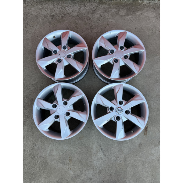 Диск R15 6J 4x114.3 ET40 DIA66.1